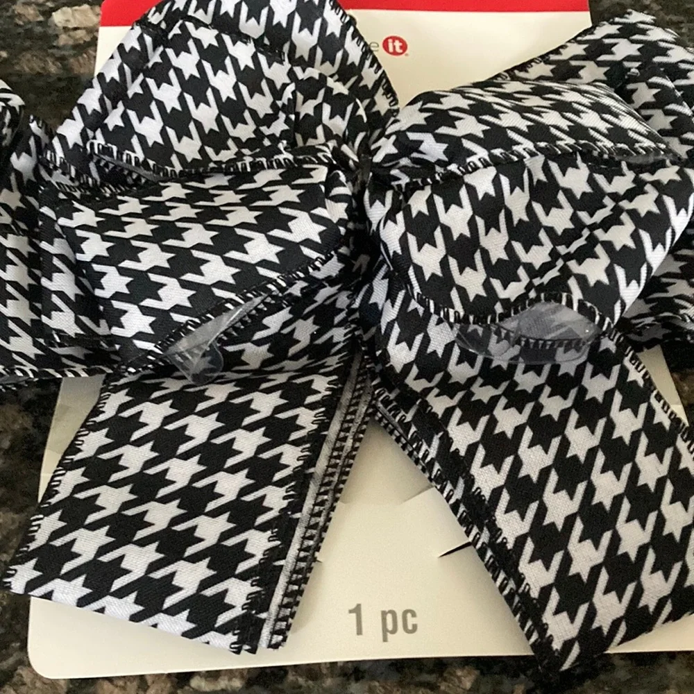 CELEBRATE IT BOW AND RIBBON LOT OF 4 NWT